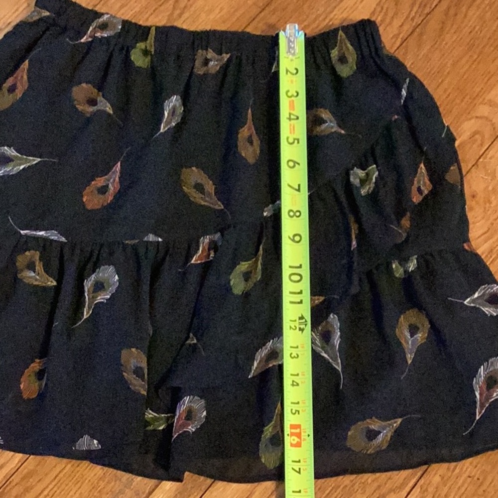 Madewell black Peacock Feather Print pull on Ruffle skirt  women’s size medium - Picture 6 of 10